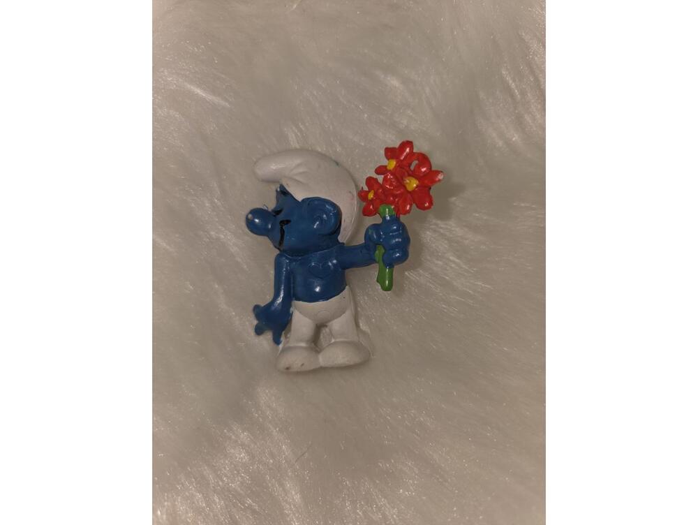Vintage Lover Smurf Figurine Holding Red Flowers